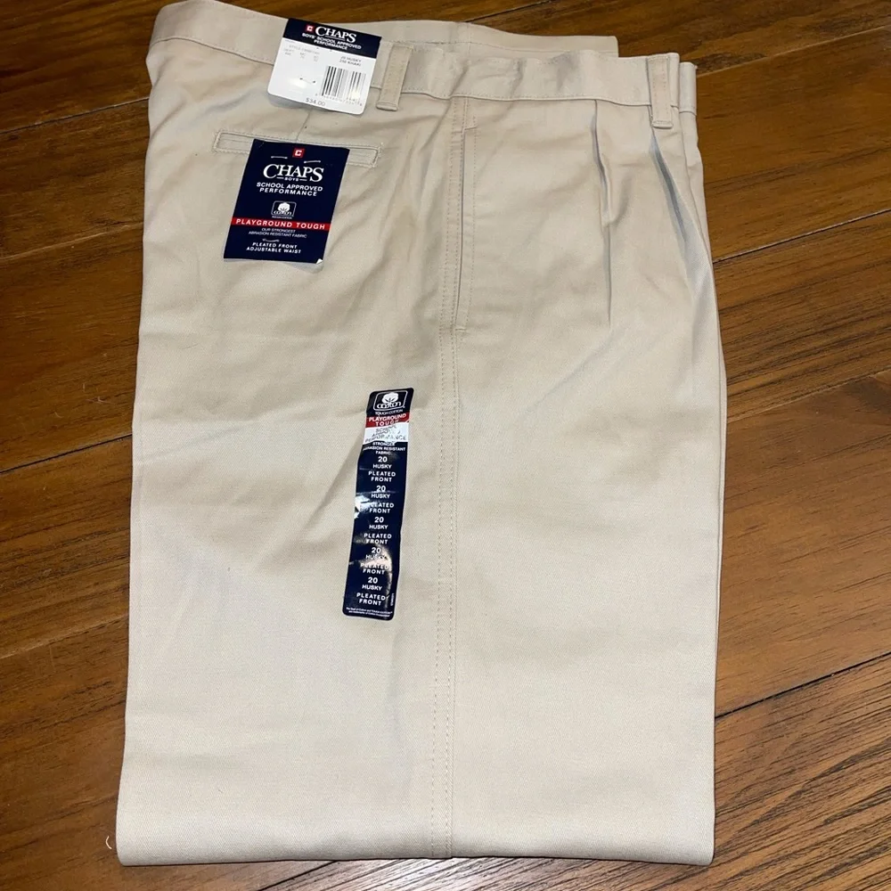 Chaps Boys’ khaki flat front size 20 Husky school approved performance p…‎